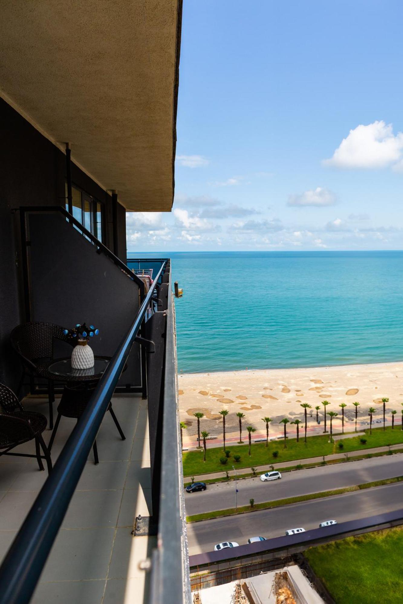 באטומי Beach Tower By G-Point מראה חיצוני תמונה